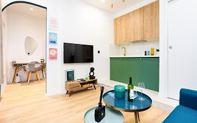 Andy Home - Cosy Studio Near The Eiffel Tour